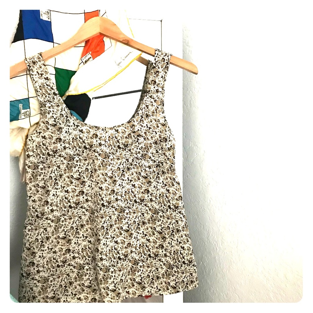 Boutique blouse with cutout back floral print